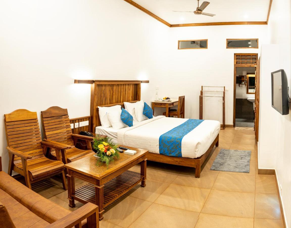 Kalpavanam Heritage Resort Thekkady Exteriör bild