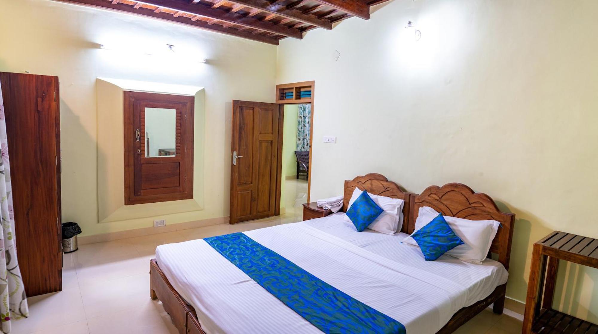 Kalpavanam Heritage Resort Thekkady Rum bild